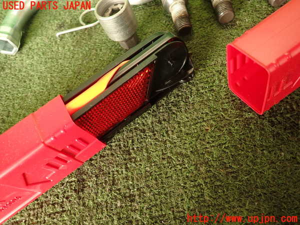 2UPJ-9221927805]VW シロッコ(13CAV)車載工具 中古_3