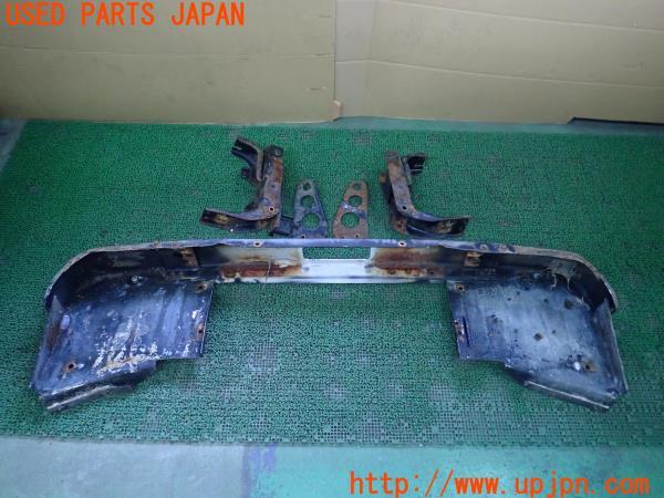 3UPJ=9222530048]ランクル70(BJ74V)前期 純正 フロントバンパー ブラケット ステップ付き 中古_4