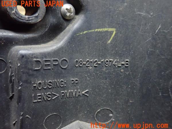 3UPJ=9222670547]ランドクルーザープラド 70系(LJ78G)前期 DEPO デポ 01-212-19741-R テールランプ 中古_5