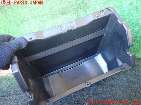 1UPJ-9222767517]ランクルプラド(KZJ78W)グローブボックス2 中古_2
