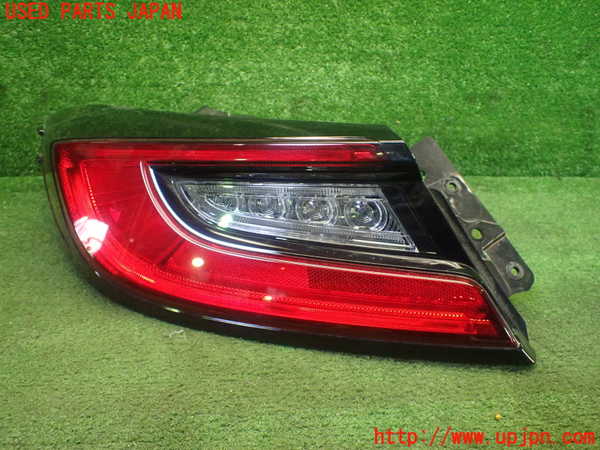 5UPJ-9223671536]GR86(BRZ)(ZN8)左テールランプ 中古_2