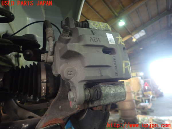 5UPJ-9223674090]GR86(BRZ)(ZN8)右リアキャリパー 中古_2