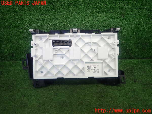 5UPJ-9223676066]GR86(BRZ)(ZN8)エアコンスイッチ1 中古_3