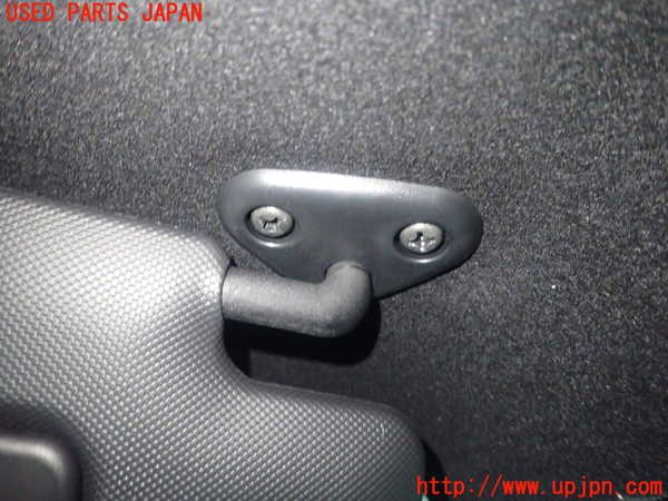 5UPJ-9223677625]GR86(BRZ)(ZN8)室内サンバイザー右側 中古_4