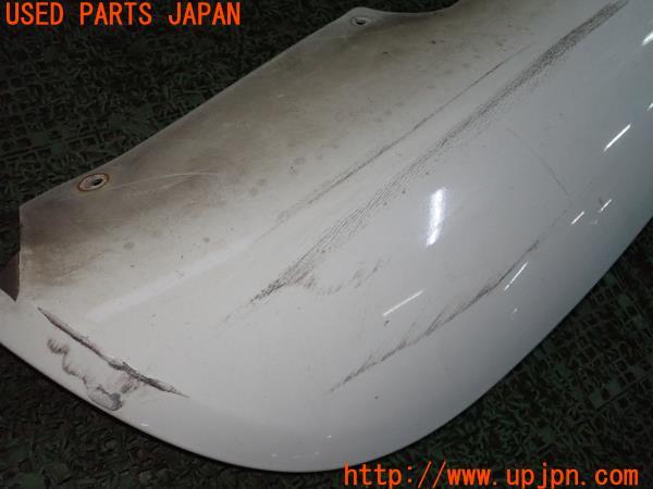 3UPJ=9224000058]BMW Z4 ロードスター(BT22 E85)前期 純正 リアバンパー ガーニッシュ マフラーガーニッシュ 中古_5