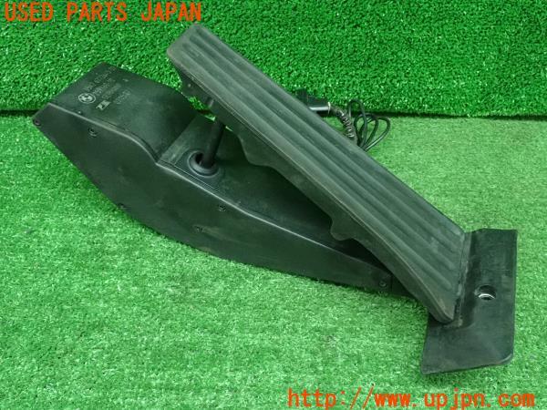 3UPJ=9224030576]BMW Z4 ロードスター(BU25 E85)後期 スプリントブースター スロットルコントローラー EC-e24031712 純正アクセルペダル 中古_2