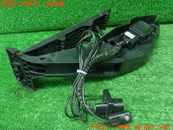 3UPJ=9224030576]BMW Z4 ロードスター(BU25 E85)後期 スプリントブースター スロットルコントローラー EC-e24031712 純正アクセルペダル 中古_3