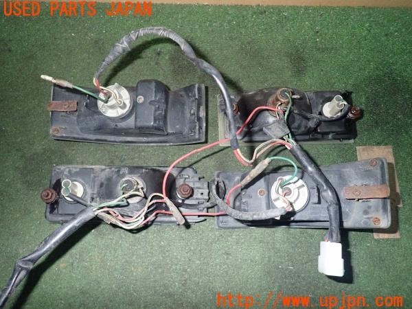 3UPJ=9224080514]スプリンタートレノ GT-APEX 2ドア(AE86)後期 純正 フロントウインカー 中古_5