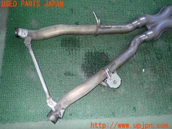 3UPJ=9224090135]BMW 630i クーペ(EH30 E63)後期 LCI 純正加工 センターパイプ 中古_3