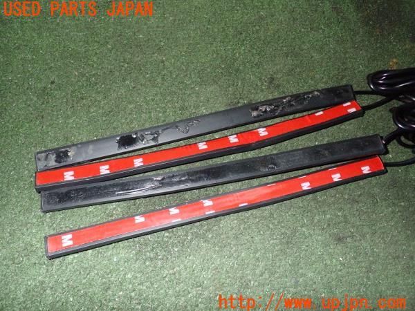 3UPJ=9224090512]BMW 630i クーペ(EH30 E63)後期 LCI 社外 フットランプ イルミ 中古_3