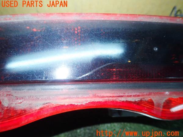 3UPJ=9224090553]BMW 630i クーペ(EH30 E63)後期 LCI 純正 7177075 7177076 バックフォグランプ レンズ塗装 スモーク 中古_3