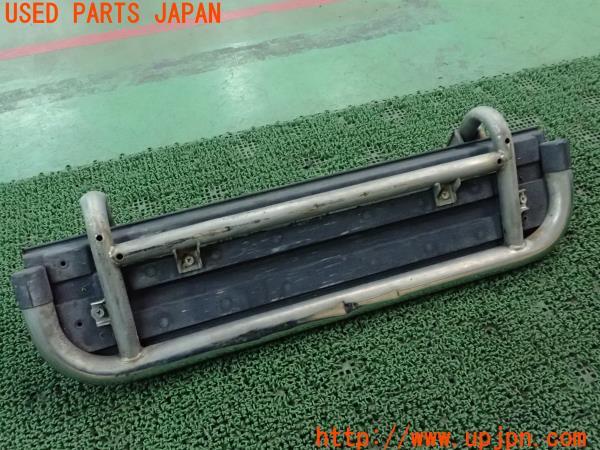 3UPJ=9224100002]デリカスペースギア(PD6W)後期 純正 フロント右サイドステップ 中古_3