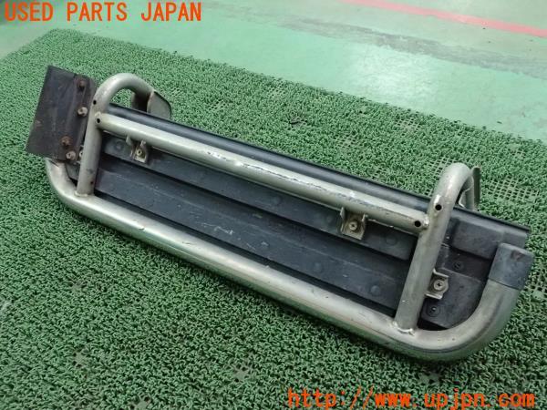 3UPJ=9224100028]デリカスペースギア(PD6W)後期 純正 左フロントサイドステップ 中古_4