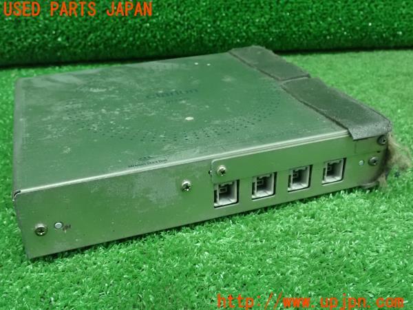 3UPJ=9224130578]ハイエースワゴン(KZH100G)Clarion クラリオン 地デジチューナー DTX875 中古_2