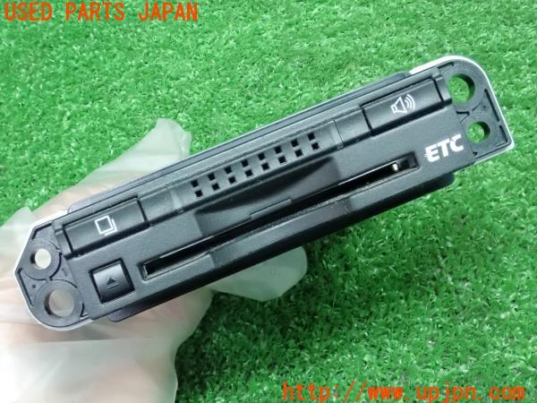 3UPJ=9224300503]ハリアー ハイブリッド(AVU65W)純正ビルトイン ETC車載器 08686-00341 DNETC004 中古_3