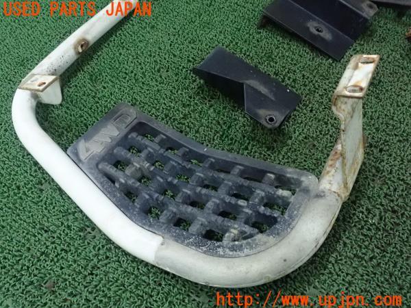 3UPJ=9224350002]デリカスターワゴン(P25W)純正 フロントサイドステップ 運転席 助手席 中古_3