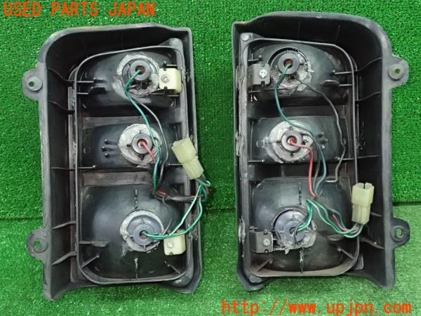 3UPJ=9224360547]デリカスターワゴン(P35W)社外 テールランプ 左右セット 難有 中古_2