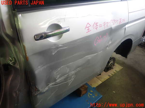 5UPJ-9224421320]セレナ(NC28)左後ドア 43R-00150 ジャンク部品取り_3