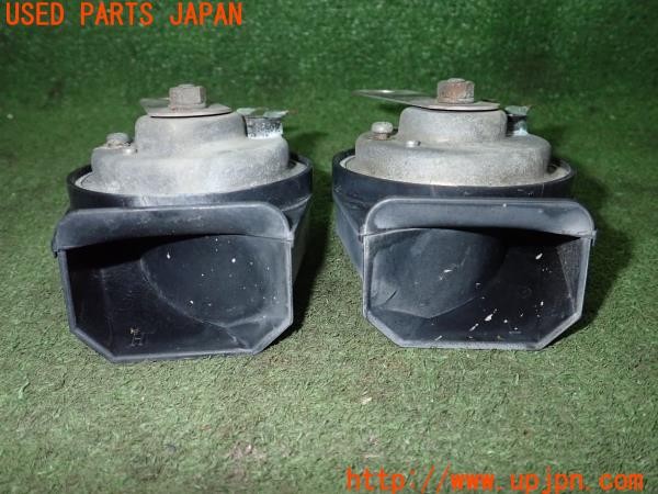 3UPJ=9224500563]ランクルプラド(KZJ78W)後期 MITSUBA ミツバ PROUDHORN HOS-02 ホーン 中古_3