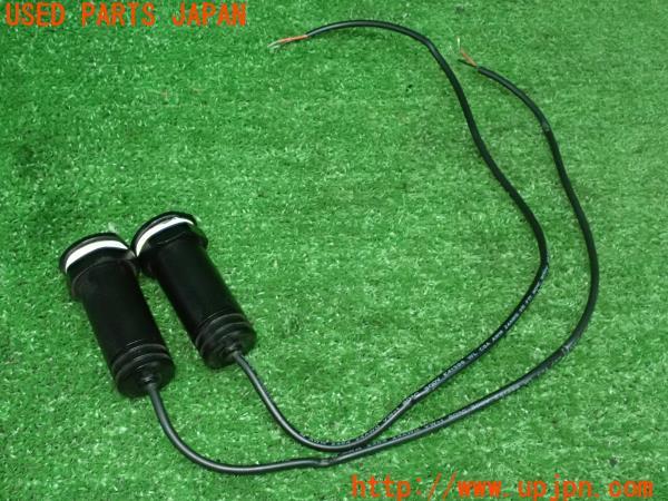3UPJ=9224520512]BMW ミニ ジョンクーパーワークス(MFJCW R56)社外 LED カーテシランプ② ロゴ 加工あり 中古_2