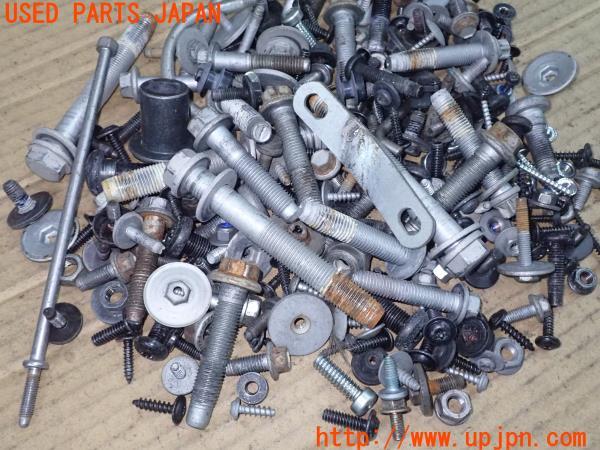 3UPJ=9224520720]BMW ミニ ジョンクーパーワークス(MFJCW R56)ネジ・ナット・ステー類 セット ジャンク_3