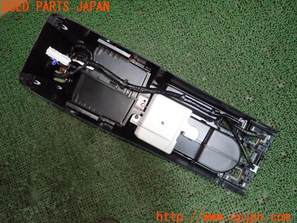 3UPJ=9224560621]レヴォーグ STI Sport(VM4)後期 純正 センターコンソール 中古_4