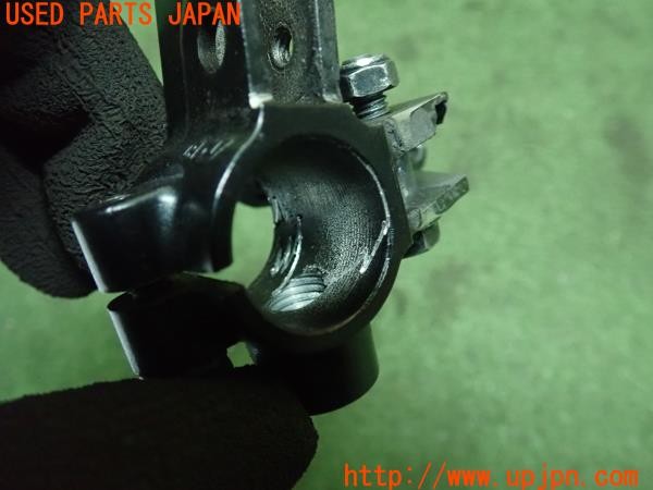 3UPJ=9224630051]ヤマハ SR400(RH16J)純正 クラッチレバーホルダー 中古_4