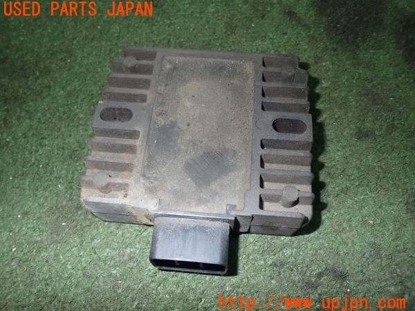 3UPJ=9224630116]ヤマハ SR400(RH16J)純正 レギュレーター 中古_3