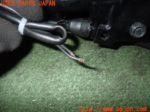 3UPJ=9224630303]ヤマハ SR400(RH16J)純正 ブレーキレバーホルダー 中古_5