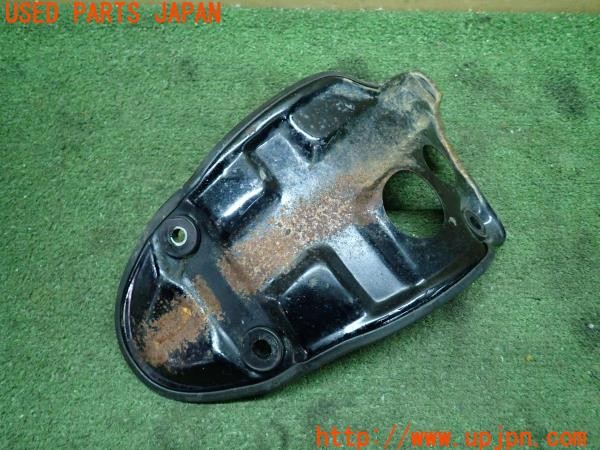 3UPJ=9224630441]ヤマハ SR400(RH16J)純正 アンダーガード 中古_3