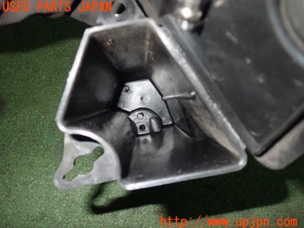 3UPJ=9224630538]ヤマハ SR400(RH16J)純正 小物入れ 中古_4
