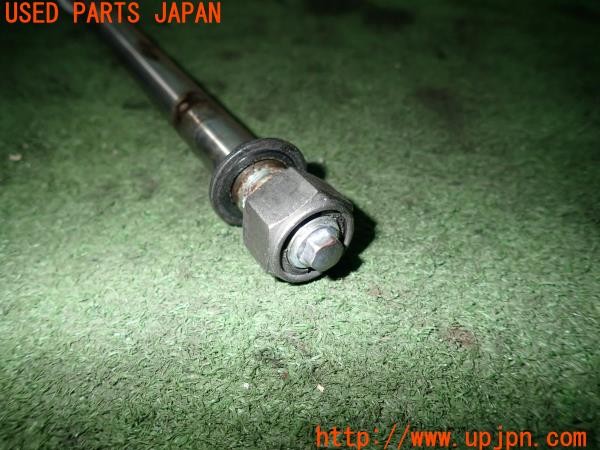 3UPJ=9224630549]ヤマハ SR400(RH16J)純正 ピボットシャフト 中古_3