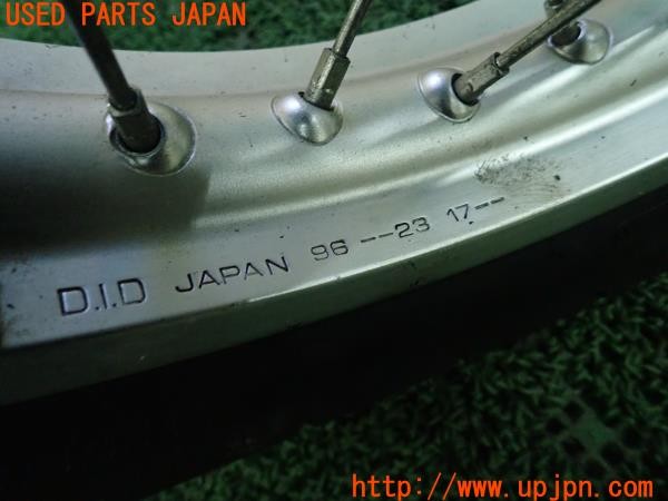 3UPJ=9224630905]ヤマハ SR400(RH16J)純正 リアタイヤホイール J18×2.15 中古_4