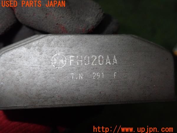 3UPJ=9224650116]ホンダ CB1100(SC65)純正 FH020AA レギュレーター 中古_5