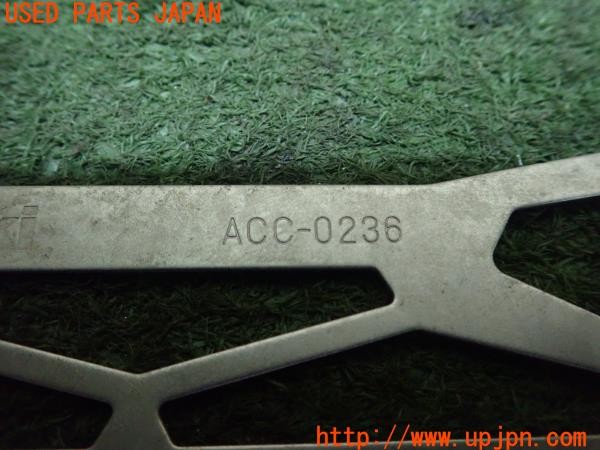 3UPJ=9224660033]カワサキ ニンジャ400(EX400G)純正 ACC-0236 ラジエーターカバー ガード 中古_4