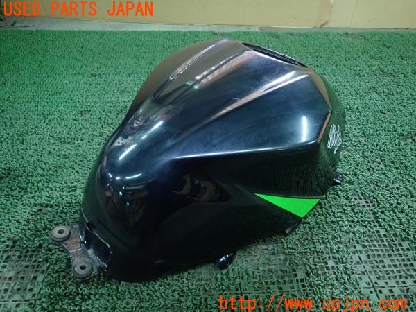 3UPJ=9224660038]カワサキ ニンジャ400(EX400G)純正 燃料タンク 中古_2