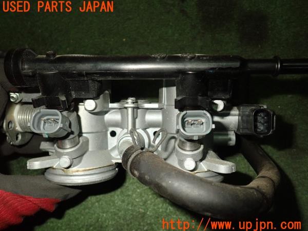 3UPJ=9224660105]カワサキ ニンジャ400(EX400G)純正 スロットルボディ 中古_3