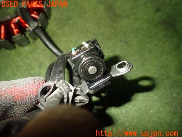 3UPJ=9224660109]カワサキ ニンジャ400(EX400G)純正 ジェネレーターコイル 中古_4