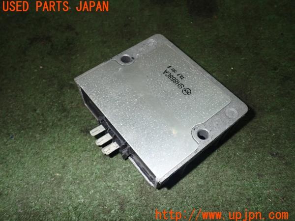 3UPJ=9224660116]カワサキ ニンジャ400(EX400G)純正 SH868CA レギュレーター 中古_3
