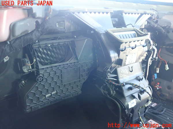 2UPJ-9224746081]BMW ミニ(MINI)クーパー クロスオーバー(ZA16)エバポレーター1 中古 R60_2