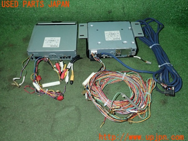 3UPJ=9224770502]ハイエースワゴン(KZH100G)Panasonic パナソニック YEP0FX4010 CN-DV7700SD DVDナビ 中古_3