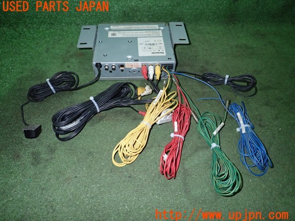 3UPJ=9224770519]ハイエースワゴン(KZH100G)Panasonic パナソニック CX-DV700D DVDプレーヤー 中古_3