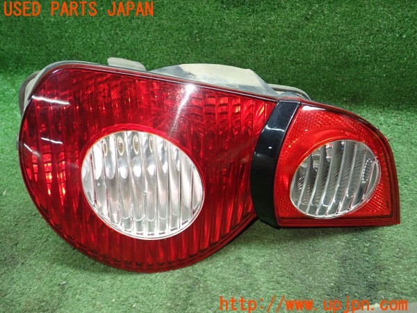 3UPJ=9224830547]BMW Z4 ロードスター 2.5i(BT25 E85)前期 純正 テールランプ 中古_2