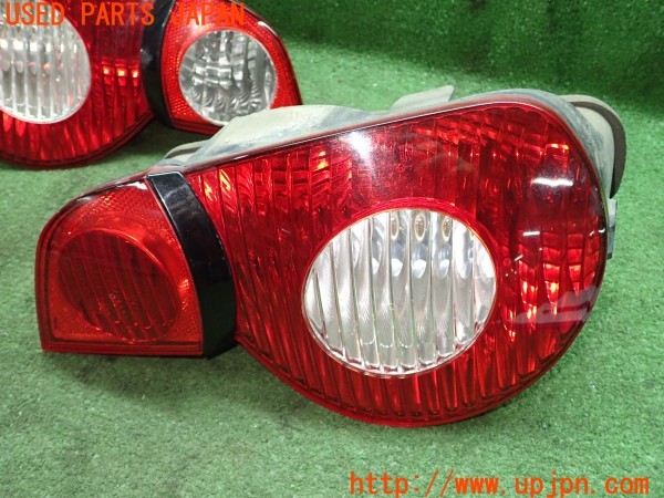 3UPJ=9224830547]BMW Z4 ロードスター 2.5i(BT25 E85)前期 純正 テールランプ 中古_3