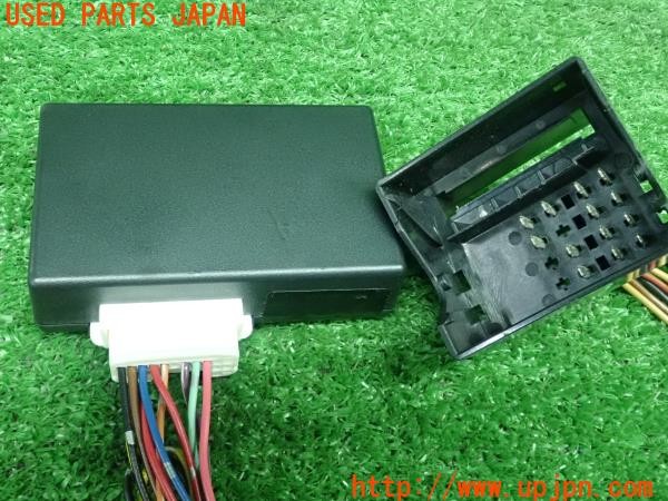 3UPJ=9224980604]VW ゴルフ R32(1KBUBF)kanatechs カナテクス CAN-Bus インターフェースユニット オーディオ取付キット KNA-106 中古_3