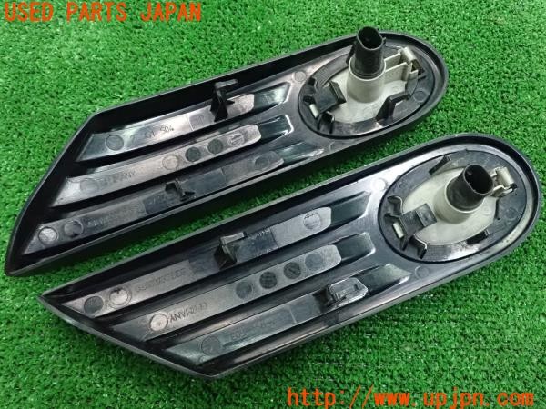 3UPJ=9225100514]BMW ミニ ジョンクーパーワークス(MFJCW R56)純正 サイドスカットル ウィンカーレンズ サイドマーカー 左右 中古_2