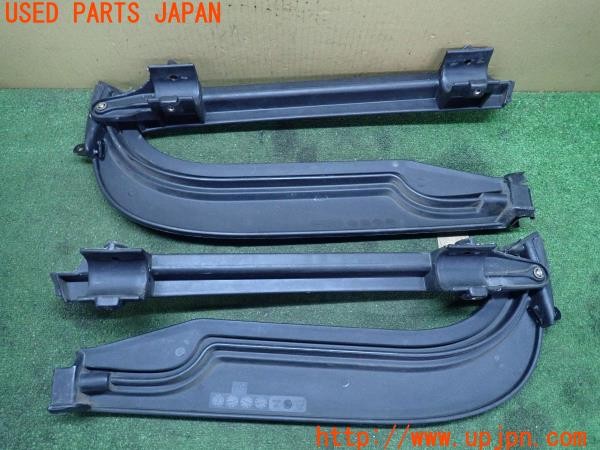 3UPJ=9225140013]ジープラングラー(TJ40S)純正 55175858A 55175859A ウィンドシールドヘッダーチャンネル 中古_2