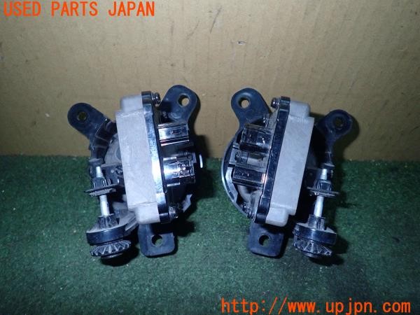 3UPJ=9225180558]レヴォーグ STI Sport R EX(VNH B型)純正オプション フォグランプ 2色切り替え 中古_5