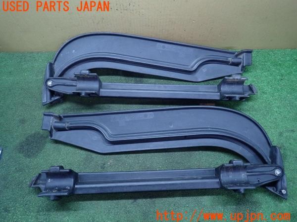 3UPJ=9225260013]ジープラングラー(TJ40S)純正 55175858A 55175859A ウィンドシールドヘッダーチャンネル 中古_2