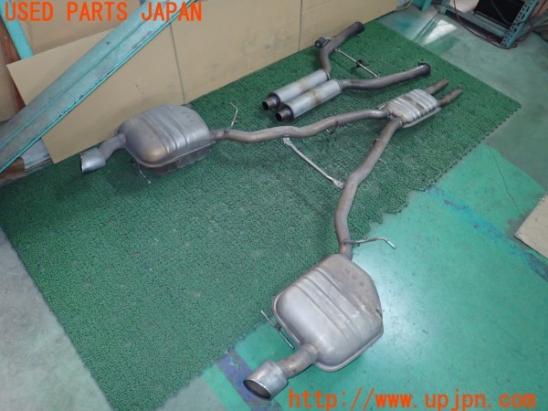 3UPJ=9225310152]BMW 650i クーペ(EH48 E63)後期 純正 7 545 062  マフラー カット済み 2分割 中古_2